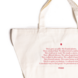 QUIET REVOLUTION OVERSIZED TOTE - Creme